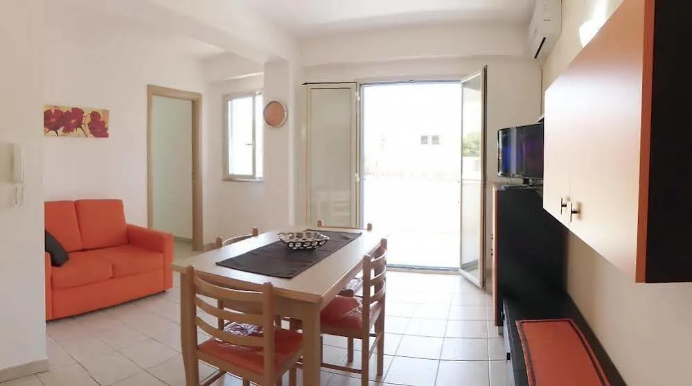Casa Vacanza Gli Ulivi Casuzze Hotel